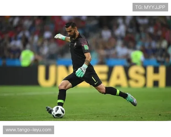 吕迪格与鲁伊·帕特里西奥在防守集中度上出现分化，源于体系驱动的单点与多点参与趋势